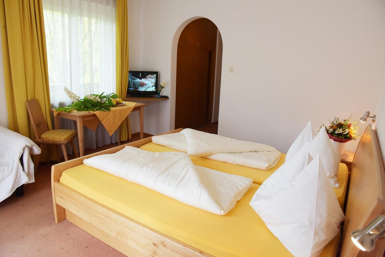 Hotel Pension Schweitzer 西兰德罗 外观 照片