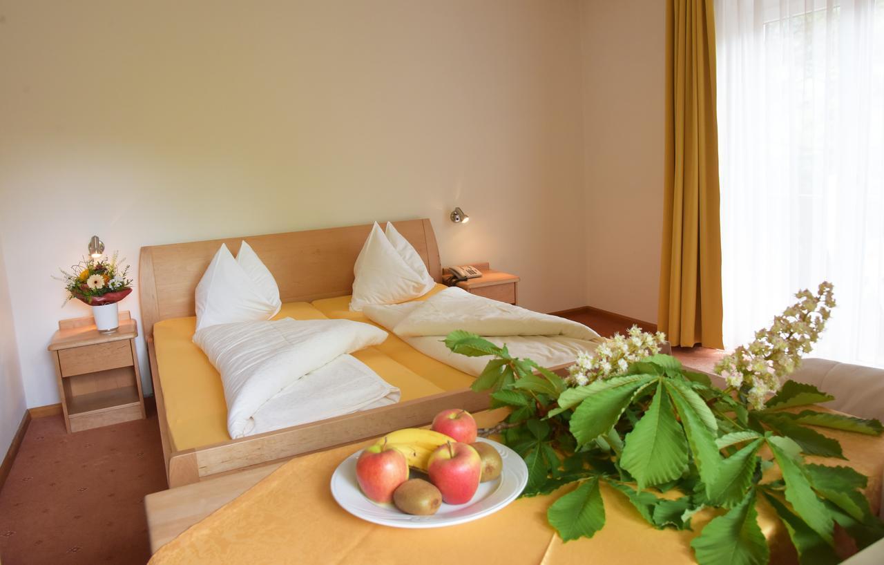 Hotel Pension Schweitzer 西兰德罗 外观 照片